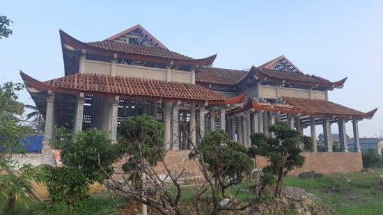 Xây dựng nhà bê tông giả gỗ tại Bút Sơn-Thanh Hóa